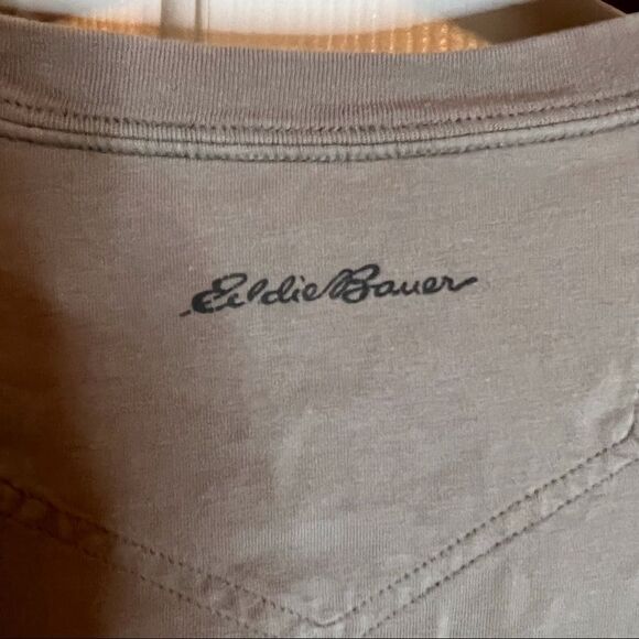 38. Eddie Bauer Active Cotton Tee, Excellent Condition. Size Large - Picture 5 of 5